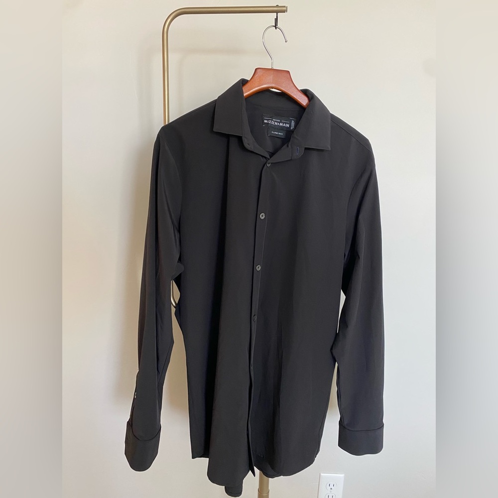 Mizzen + Main Leeward XL Trim Fit Black Button Up Long Sleeve Shirt